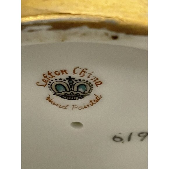 Vintage Lefton China Madonna Figurine k619B Porcelain Bisque Praying Madonna Mot - Picture 4 of 4